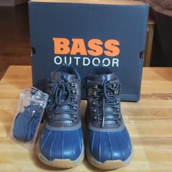 Bass outdoor size 5 field duck. Water proof booties. NWT Bass - Picture 1 of 6